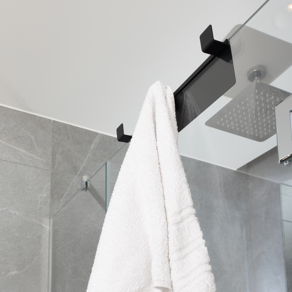 LEON towel rail for a shower cabin